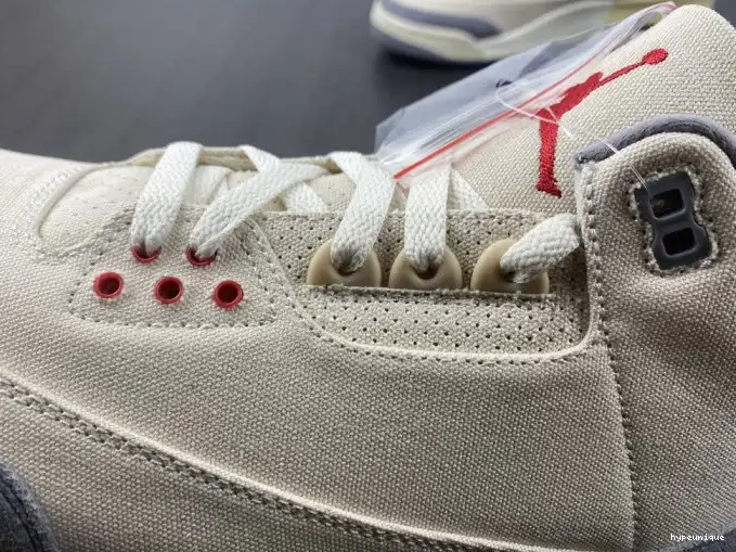 HYPE Jordan DH7139-100 Retro Muslin 3 Air 0521